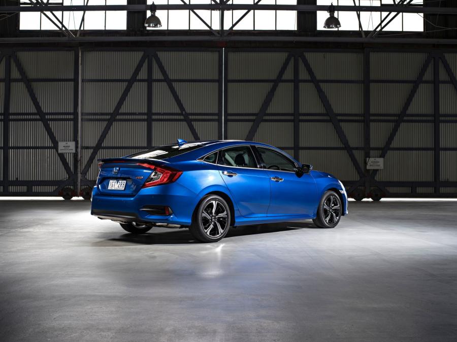  Honda Civic Sedan RS 2016 года  (AU) (фото 17 из 31)